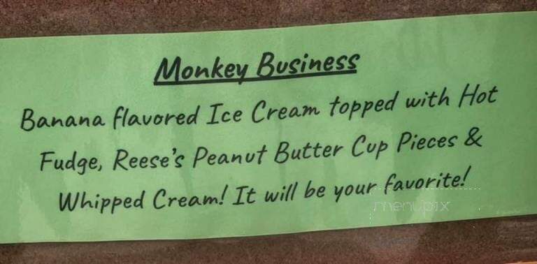 Ice Cream Shoppe - Sharon, WI