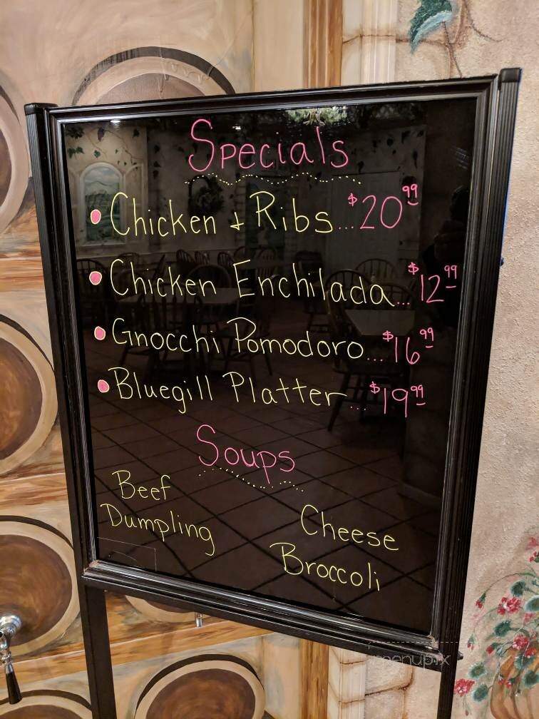 Village Pizzeria - Dresser, WI