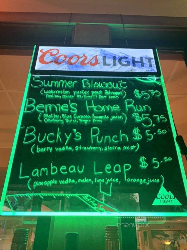 Park Avenue Sports Cafe - Beaver Dam, WI