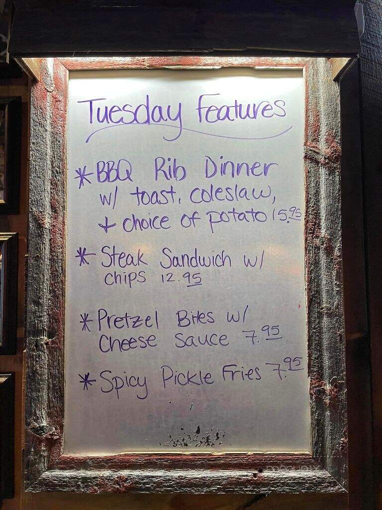 Buzz's Bar & Grill - Mondovi, WI